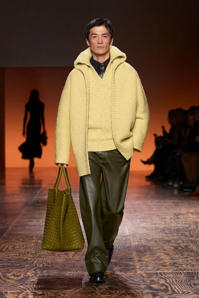 Look 51